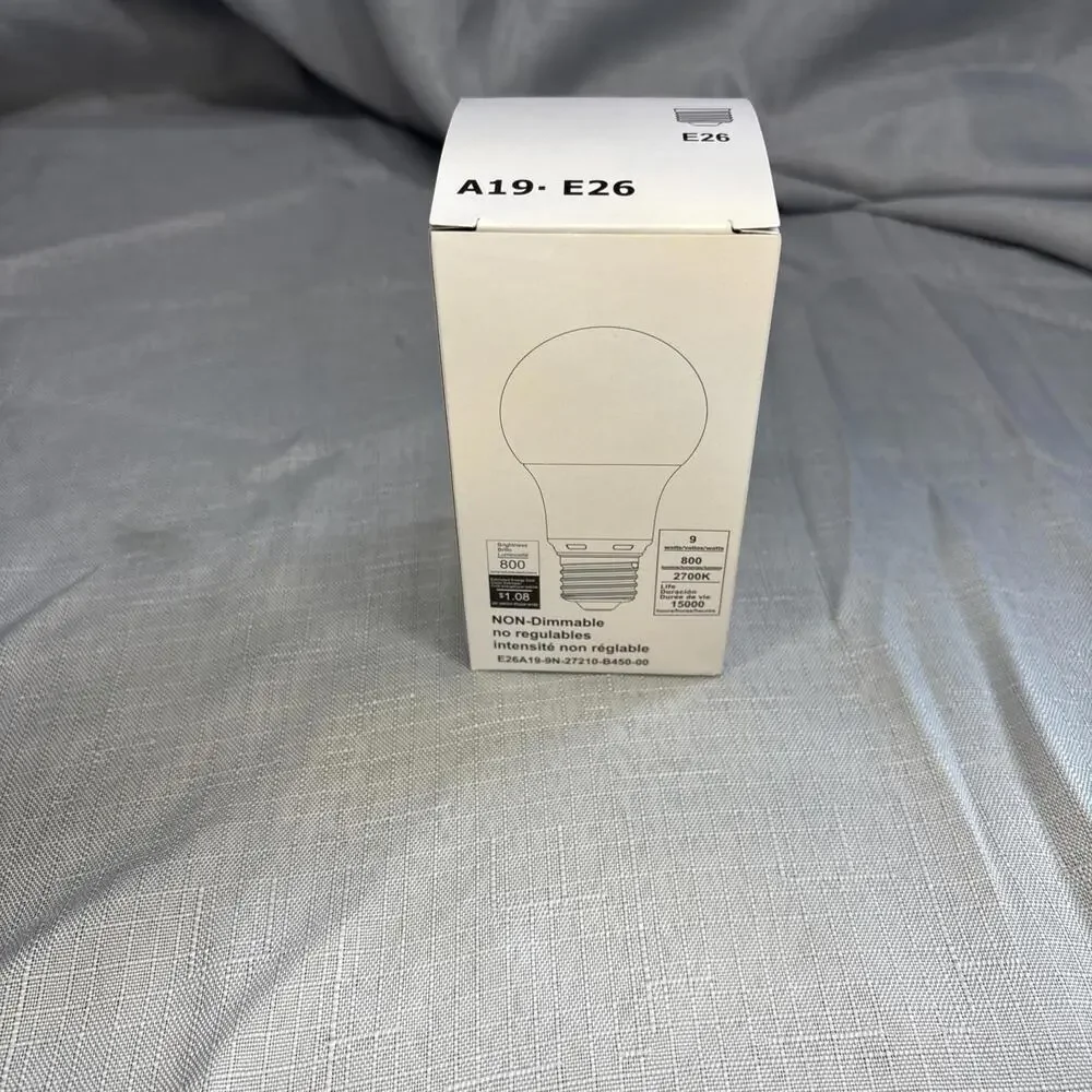 3 Pack LED A19, E26 Light Bulbs Daylight 9W
